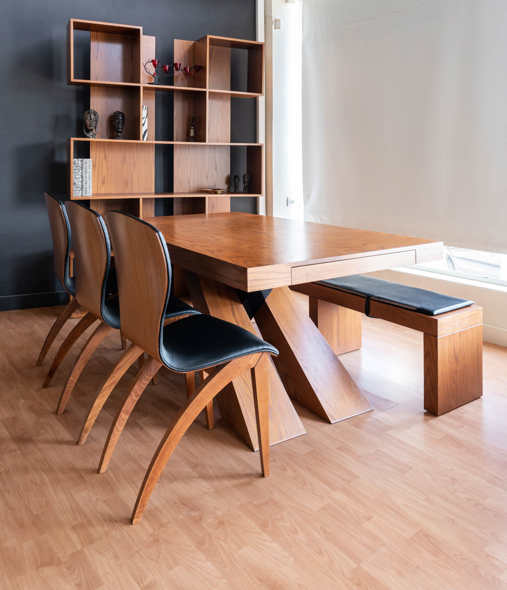 gallery-item