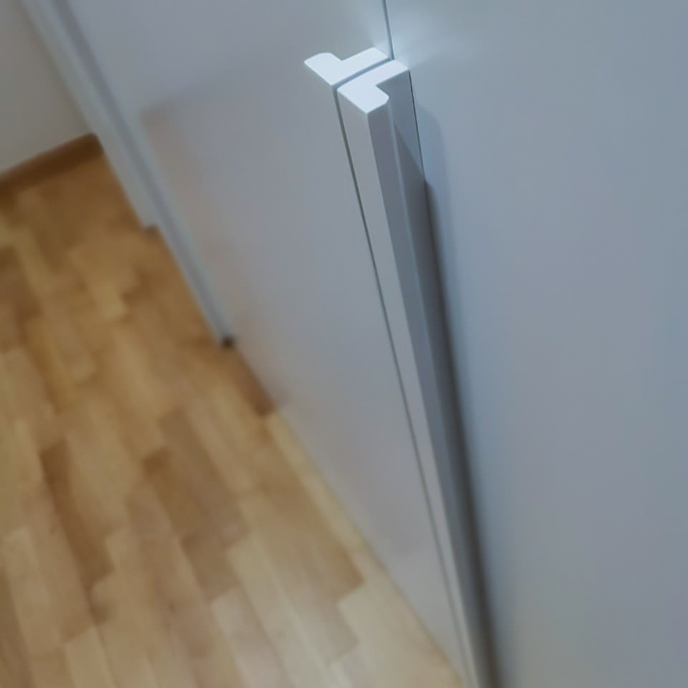 gallery-item