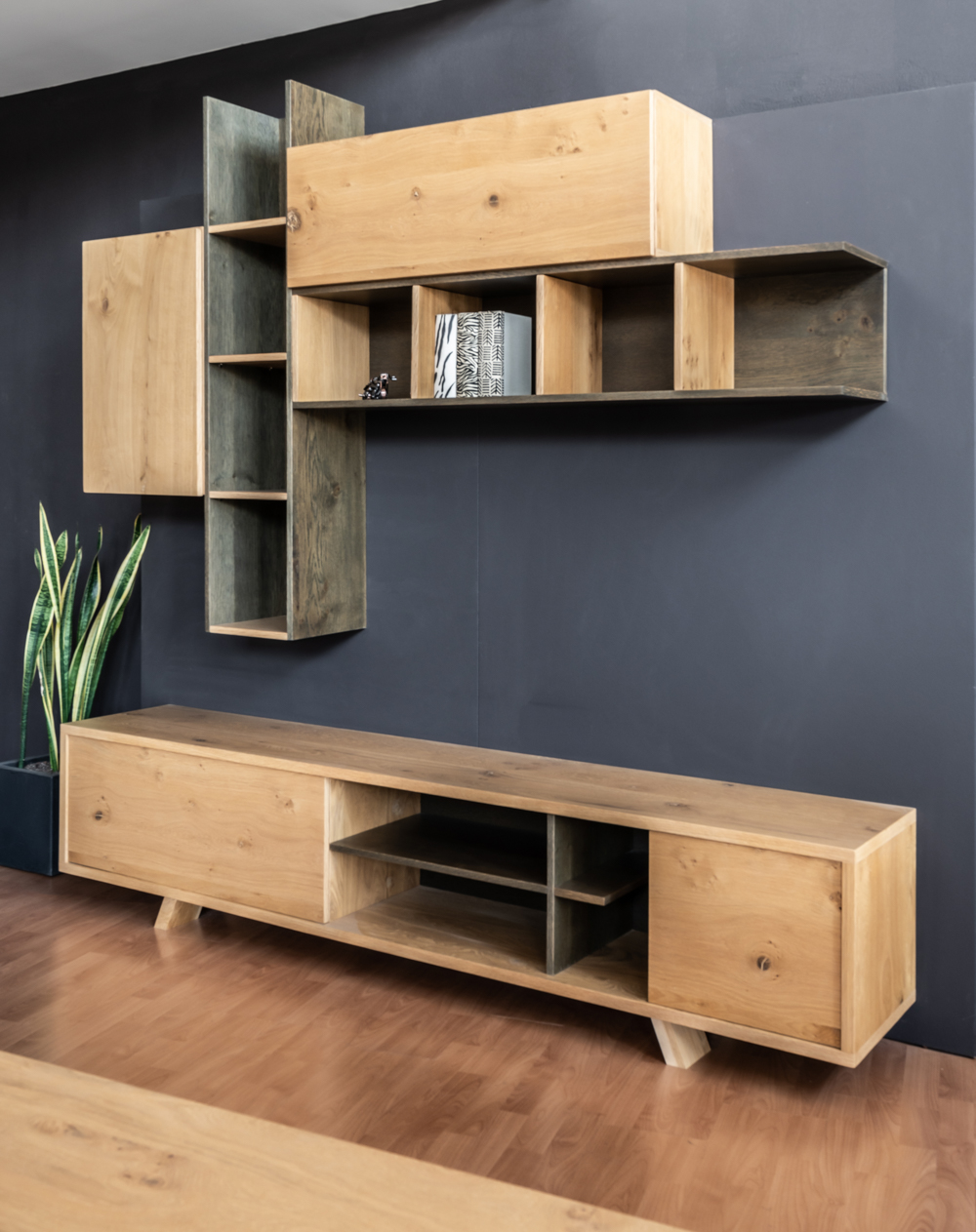 gallery-item