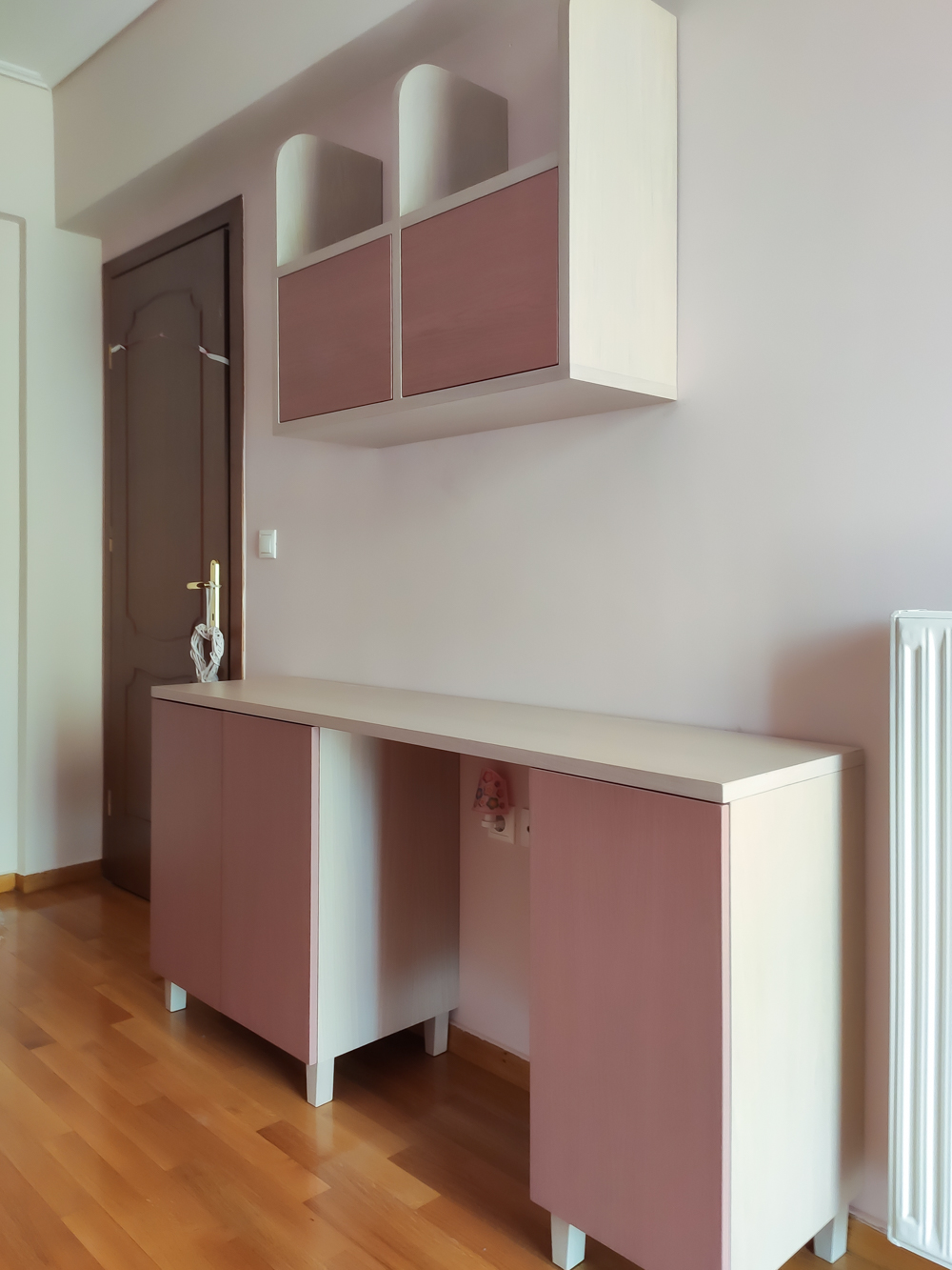 gallery-item